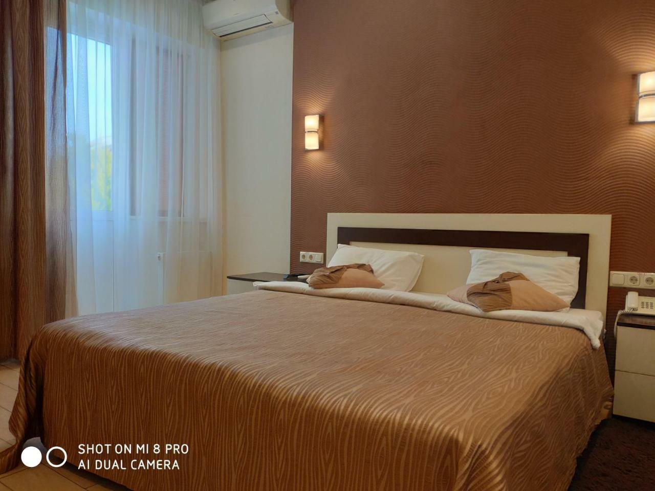 Columbus Hotel Odessa Eksteriør bilde