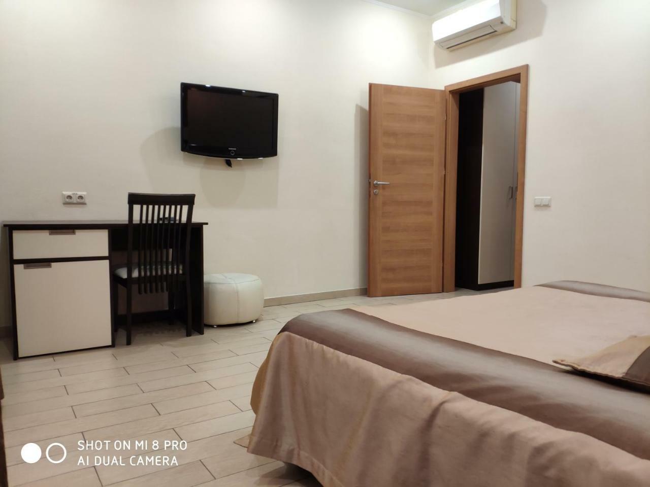 Columbus Hotel Odessa Eksteriør bilde